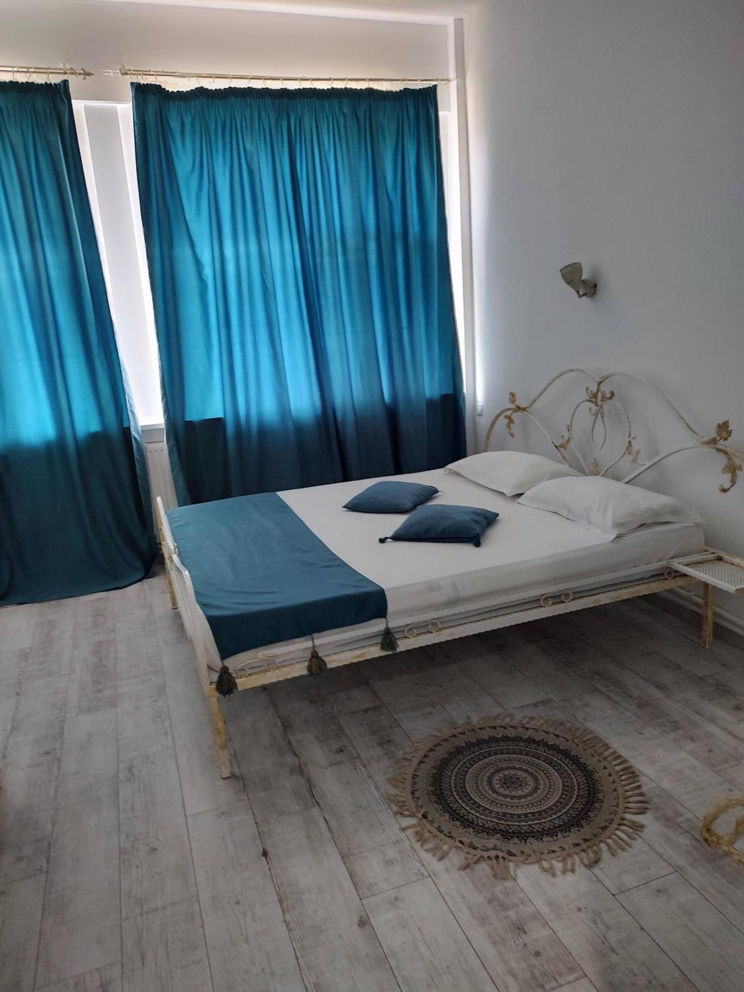 Puzzle Magic Bed and Breakfast Piteşti Eksteriør billede
